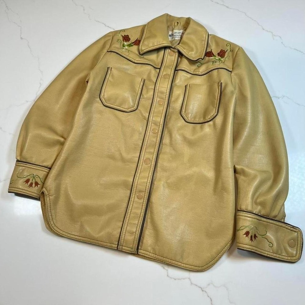 K-Mart Vinyl Western Jacket Womens Medium Tan Floral Embroidered Vintage 70s